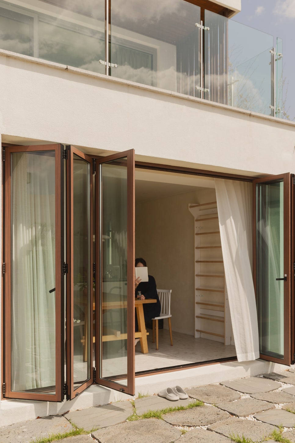 Folding Door 9
